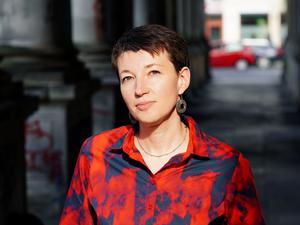 Julia Cimafiejeva ist Schriftstellerin und Übersetzerin. Die Exilliteratin lebt in Charlottenburg. 