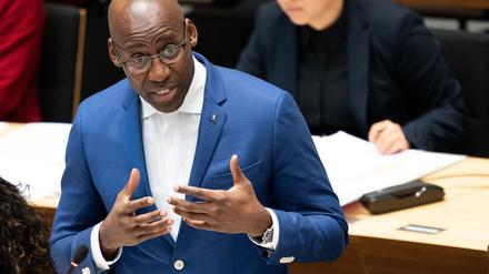 Grünen und Linke kündigen Untersuchungsausschuss zur Vergabe von Fördergeld für Projekte gegen Antisemitismus durch die Senatskulturverwaltung an. (Archivbild)