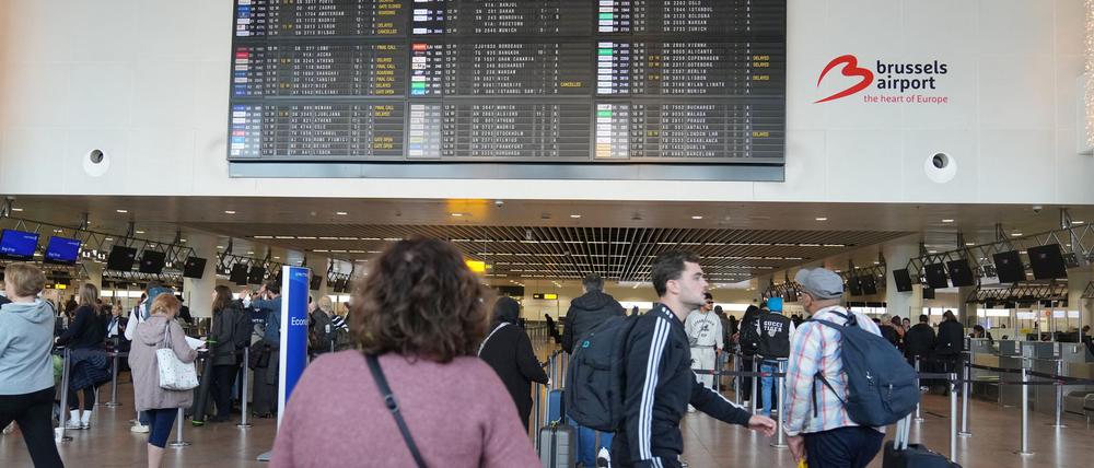 Am Dienstagabend kam der Flugbetrieb am Brüsseler Flughafen wegen Drohnen zweimal zum Erliegen.