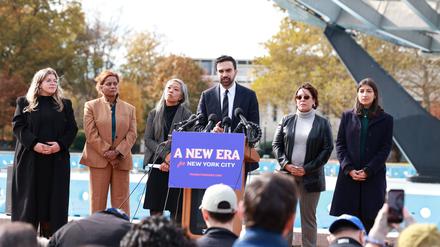Mamdani nach der Wahlnacht in New York.