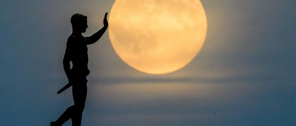 Laut dem Deutschen Wetterdienst war der Mond am Mittwochabend fast überall gut zu sehen.