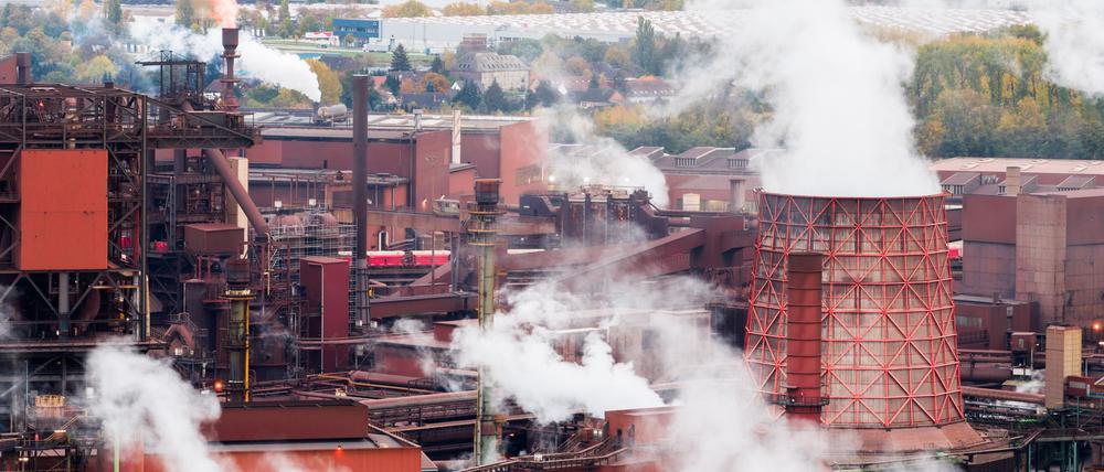 Bei einem „Stahlgipfel“ im Bundeskanzleramt wollen Politik und Wirtschaft über die Zukunft der deutschen Stahlindustrie sprechen. (Archivbild)