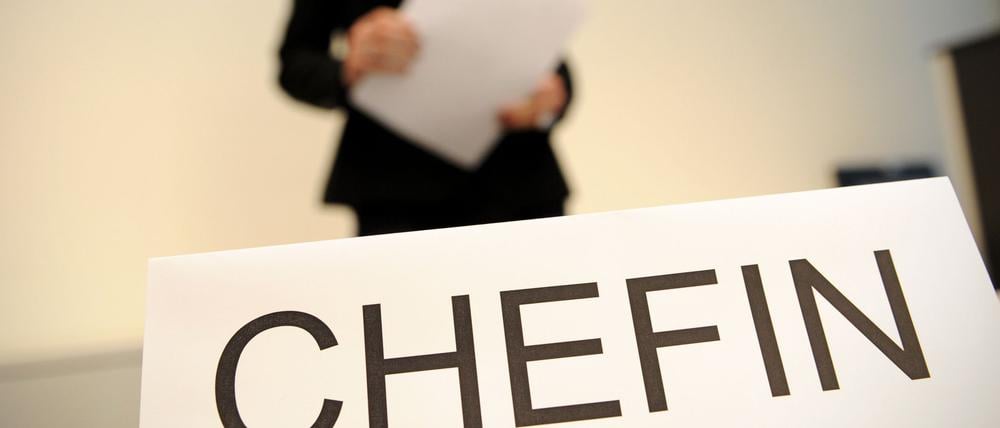 Der Frauenanteil auf Vorstandsposten der 160 börsennotierten deutschen Unternehmen stagniert nach einem Bericht der Allbright-Stiftung auf niedrigem Niveau. (Symbolbild)