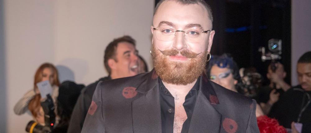 Popstar Sam Smith (33) hat über eine Fettabsaugung in der Kindheit gesprochen. (Archivbild)