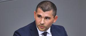 AfD-Abgeordneter Raimond Scheirich spricht im Bundestag (Archivbild).