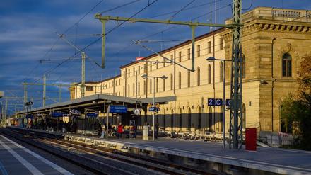 Pendlerzüge sind ab dem 17. November wieder zwischen Magdeburg und Berlin unterwegs. (Archivbild)