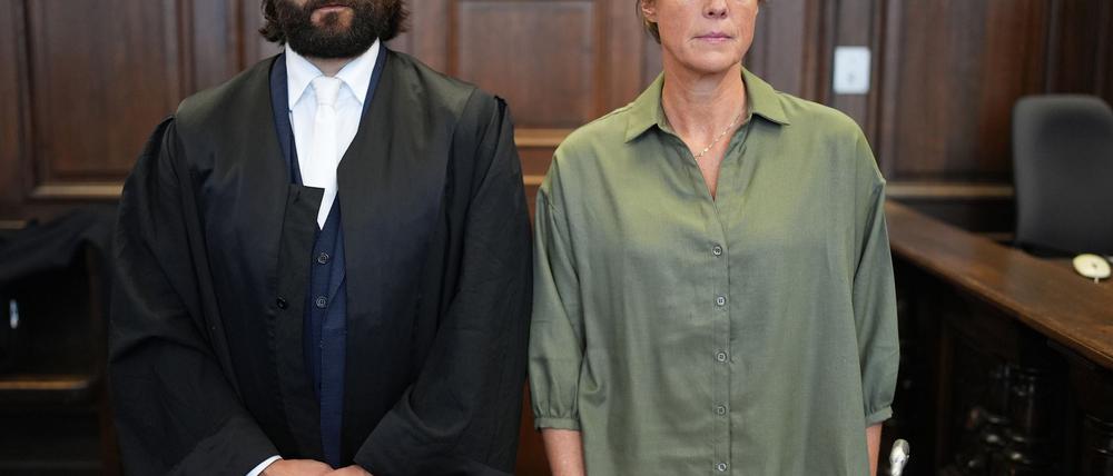 Christina Block und ihr Anwalt Ingo Bott im Gerichtssaal.