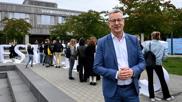Günter M. Ziegler, Präsident der Freien Universität Berlin, bekommt für die nächste Wahl Konkurrenz. 