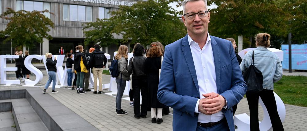 Günter M. Ziegler, Präsident der Freien Universität Berlin, bekommt für die nächste Wahl Konkurrenz.