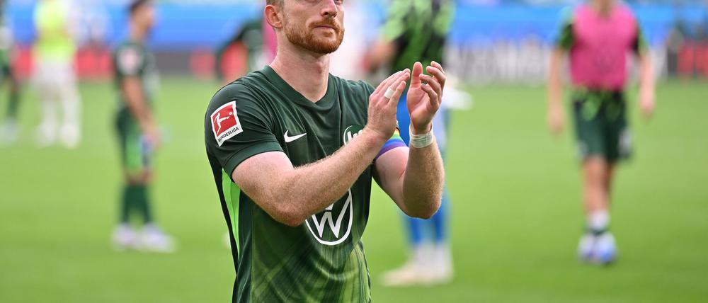 Bleibt in Wolfsburg: Kapitän Maximilian Arnold.