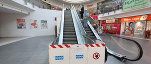 Die Rolltreppe im Potsdamer Marktcenter ist seit Monaten außer Betrieb.