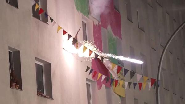 Nach der Räumung teils besetzter Häuser in der Habersaathstraße kommt es immer wieder zu Zwischenfällen und Polizeieinsätzen. (Archivbild)