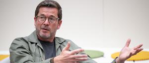 Karl-Theodor zu Guttenberg während eines Interviews mit der Deutschen Presse-Agentur. 