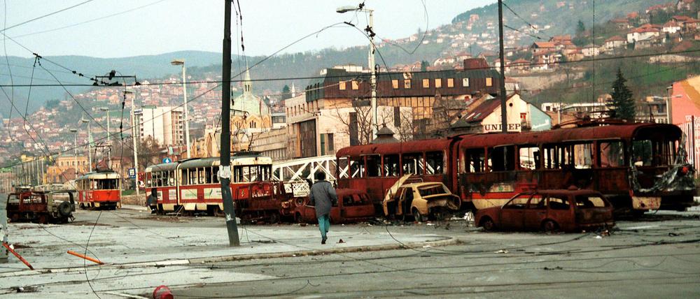 Zerstörung im Zentrum der bosnischen Hauptstadt Sarajevo während er Belagerung zu Beginn der neunziger Jahre.