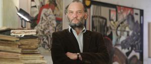 Der Potsdamer Künstler Mike Bruchner, Potsdamer Künstler stellt in der Galerie Charlottenstraße 107 eine „Retrospektive in Bild und Buch“ aus.