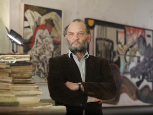 Der Potsdamer Künstler Mike Bruchner, Potsdamer Künstler stellt in der Galerie Charlottenstraße 107 eine „Retrospektive in Bild und Buch“ aus.