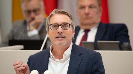 Der Brandenburger SPD-Landtagsfraktionsvorsitzende Björn Lüttmann hofft noch auf ein Einlenken des Koalitionspartners BSW. (Archivbild)