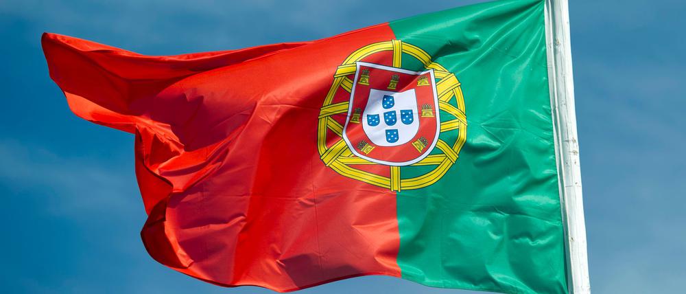 Eine Verkehrskontrolle führte die Polizei auf die Spur der drei Jugendlichen. (Archivfoto)