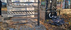 Das Drehkreuz am Görlitzer Park wurde geklaut. 