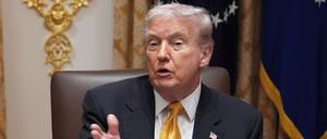 Trump bezeichnet den Gipfel in Südafrika als Schande.