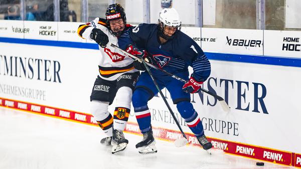 Die 16-jährige Mathilda Heine (li.) ist auf Anhieb im Erwachsenenbereich angekommen. Beim Deutschland Cup ist sie gesetzt.