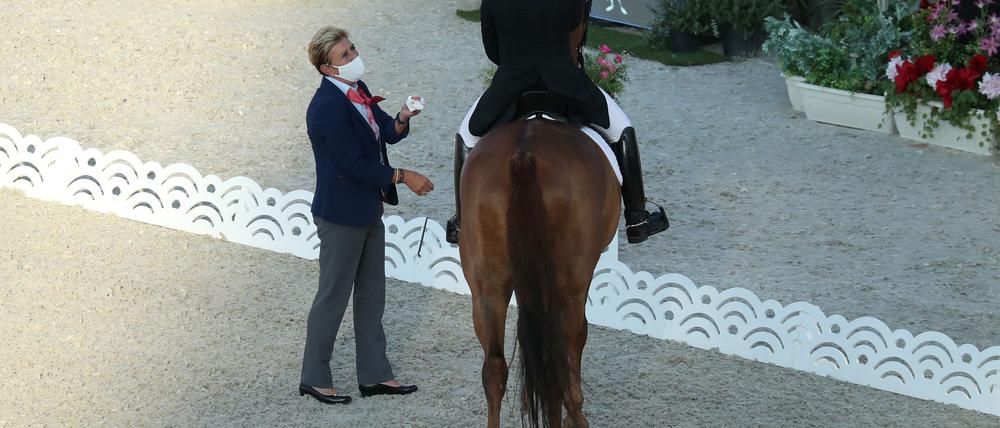 Die „Blut-Regel“ im Reitsport wurde für Springpferde abgemildert. In der Dressur gilt weiter die bisherige und strengere Regel.