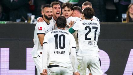 Freude nach dem Gladbacher Führungstreffer.