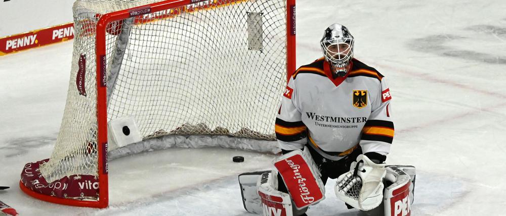 Keeper Dustin Strahlmeier hatte gegen Österreich Pech.