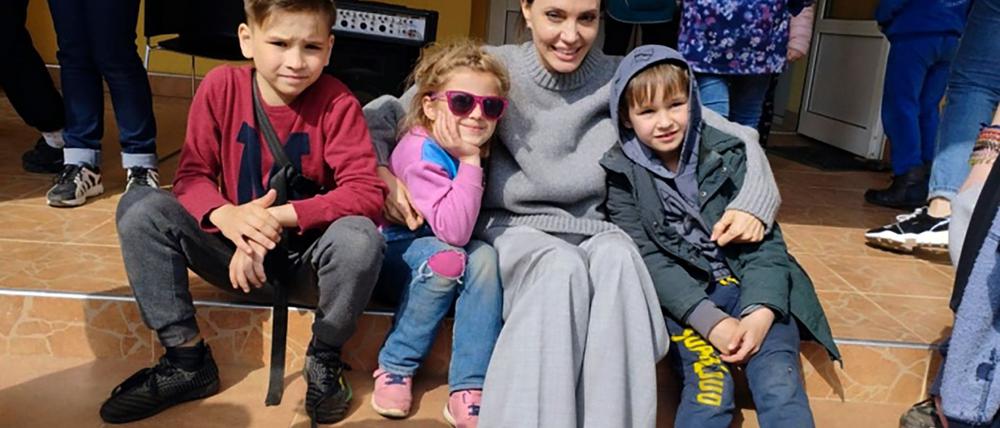 Bereits bei ihrem ersten Besuch kurz nach Kriegsbeginn erregte US-Schauspielerin Angelina Jolie großes Aufsehen. (Archivbild)