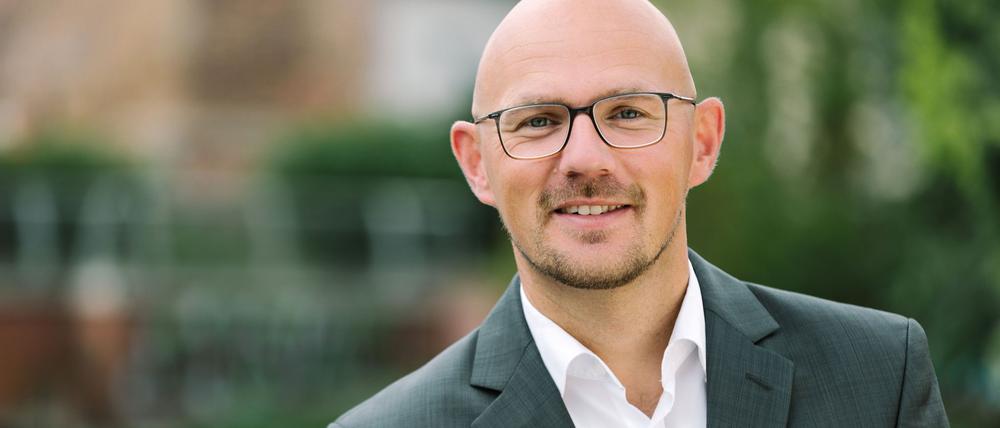 Der SPD-Kandidat für die Wahl zum Oberbürgermeister für Brandenburg an der Havel, Daniel Keip.
