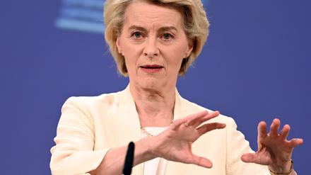 EU-Kommissionspräsidentin von der Leyen reagiert auf Kritik am Budgetvorschlag. (Archivbild)