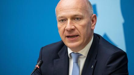 Die Regierung arbeite zu wenig an den Problemen im Land, meint Berlins Regierender Bürgermeister Kai Wegner. (Archivfoto)