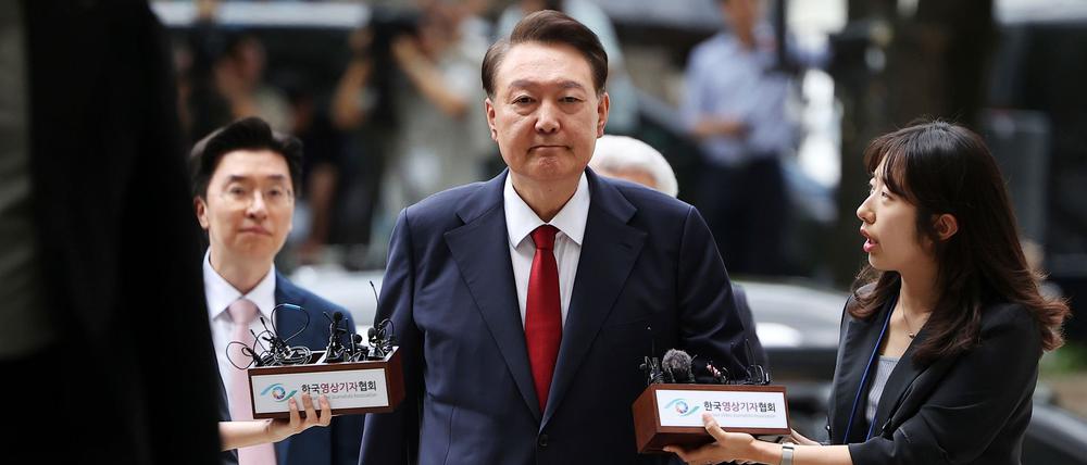 Der ehemalige südkoreanische Präsident Yoon Suk Yeol bei einem Gerichtstermin im Juli.