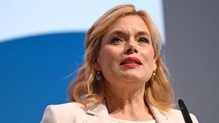 Julia Klöckner (CDU), Bundestagspräsidentin, spricht während der Verleihung des Paul-Spiegel-Preises 2025 im Humboldt Carré.