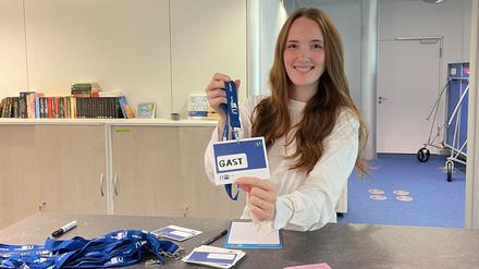 Name: Julia R. (20 Jahren) ist im zweiten Lehrjahr der Ausbildung zur Veranstaltungskauffrau bei der IHK.