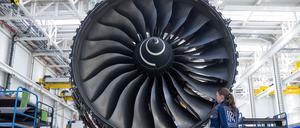 Das Werk von Triebwerkshersteller Rolls Royce in Brandenburg soll ausgebaut werden (Archivbild).