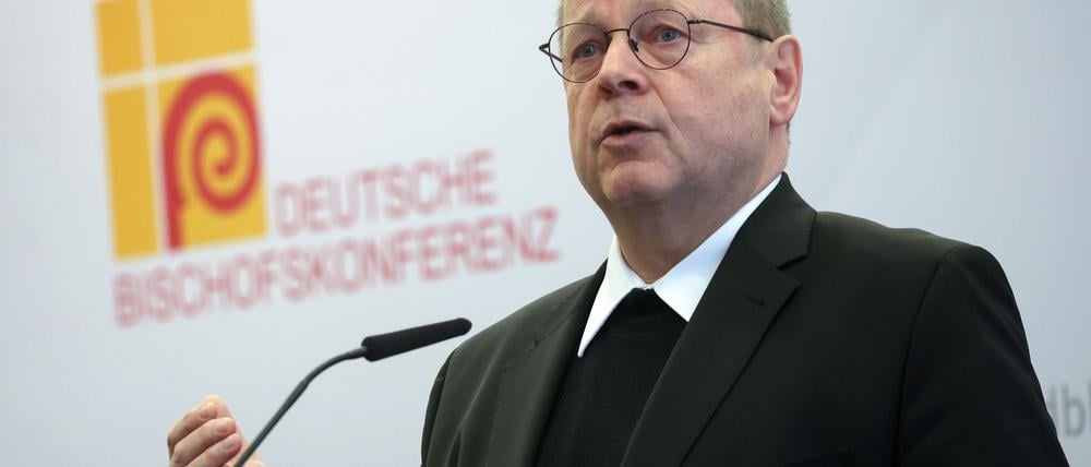 Bischof Bätzing macht sich Sorgen über die Vertrauenskrise in der Gesellschaft. (Archivbild)