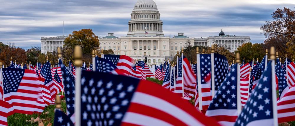 Der US-Senat ist wieder zusammengekommen, um über den Haushalt zu debattieren.