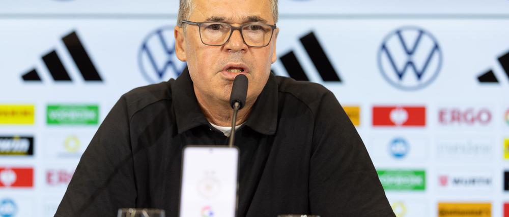 DFB-Geschäftsführer Andreas Rettig sieht auf viele Verbände Probleme zukommen.