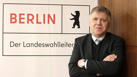 News Themen der Woche KW06 News Bilder des Tages Prof. Stephan Broechler, Landeswahlleiter fuer Berlin, Pressekonferenz fuer die Wiederholungswahl zum 19. Abgeordnetenhaus von Berlin, DEU, Berlin, 07.02.2023 *** Prof Stephan Broechler, State Election Commissioner for Berlin, press conference for the repeat election to the 19 House of Representatives of Berlin, DEU, Berlin, 07 02 2023