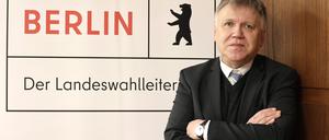News Themen der Woche KW06 News Bilder des Tages Prof. Stephan Broechler, Landeswahlleiter fuer Berlin, Pressekonferenz fuer die Wiederholungswahl zum 19. Abgeordnetenhaus von Berlin, DEU, Berlin, 07.02.2023 *** Prof Stephan Broechler, State Election Commissioner for Berlin, press conference for the repeat election to the 19 House of Representatives of Berlin, DEU, Berlin, 07 02 2023