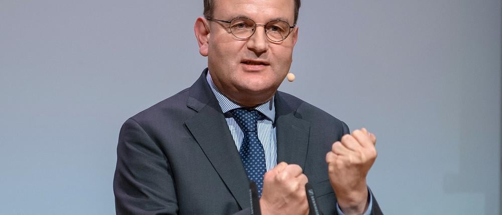 Der Direktor des Potsdam-Instituts für Klimafolgenforschung (PIK), Ottmar Edenhofer, äußert sich zur UN-Klimakonferenz. (Archivbild)