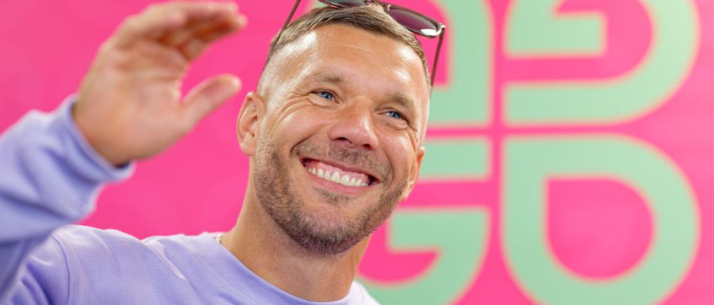 Lukas Podolski könnte seine Fußballschuhe endgültig an den Nagel hängen. (Archivfoto) 