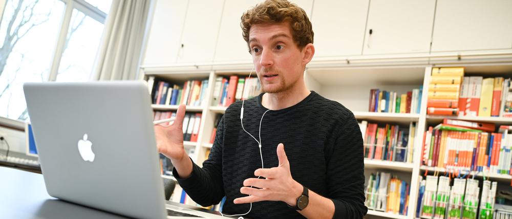 Digitalisierung soll Brandenburger Lehrern das Arbeitsleben erleichtern. Doch reibungslos läuft das noch nicht.