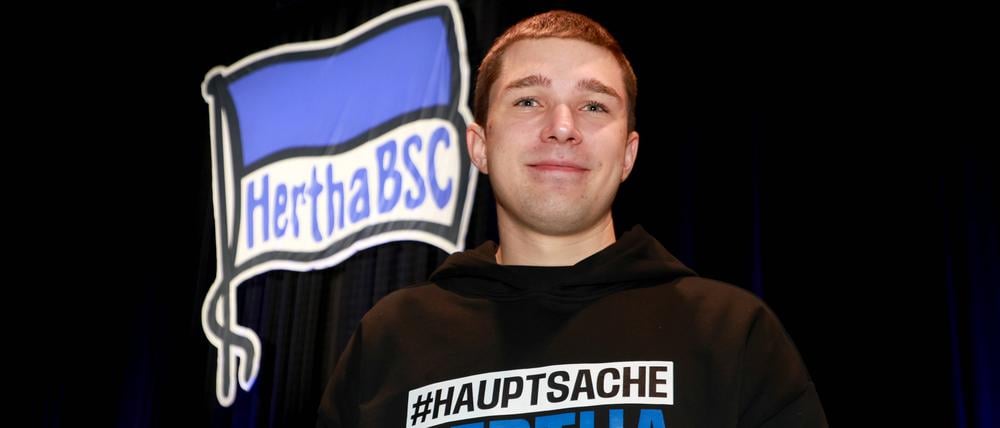 Stepan Timoshin am Tag seiner größten Niederlage: bei der Mitgliederversammlung von Hertha BSC am 17. November 2024.