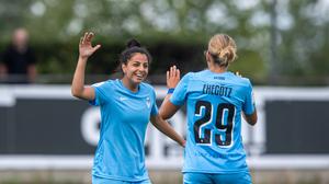 Viktoria mit Sarah Abu Sabbah (links) und Nina Ehegötz kommt in der Zweiten Liga nach schwachem Saisonstart immer besser in Fahrt.
