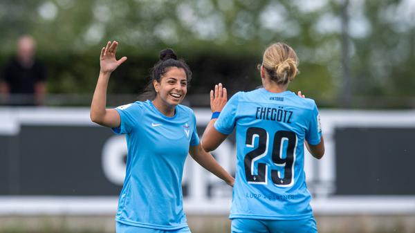 Viktoria mit Sarah Abu Sabbah (links) und Nina Ehegötz kommt in der Zweiten Liga nach schwachem Saisonstart immer besser in Fahrt.
