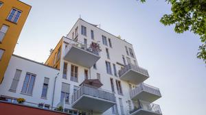 Die Preise für Wohnimmobilien in den sieben größten Städten Deutschlands – Hamburg, Berlin, Köln, Düsseldorf, Frankfurt, Stuttgart, München – stiegen stärker als im bundesweiten Durchschnitt. Spitzenreiter ist München.  