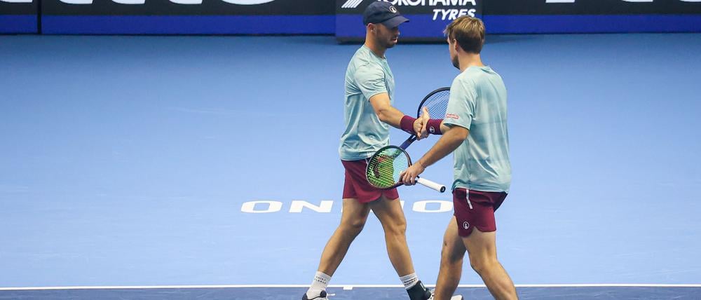 Haben keine Chance mehr aufs Halbfinale bei den ATP Finals: Kevin Krawietz (r) und Tim Pütz