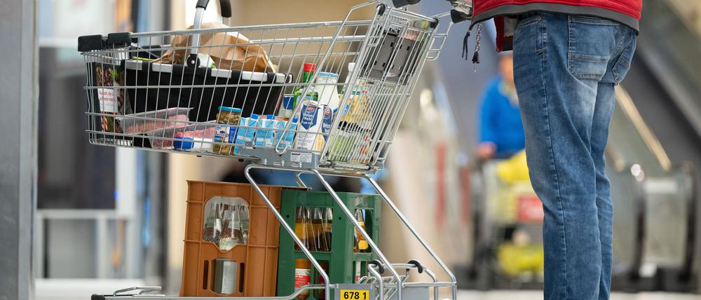 Viele Lebensmittel sind deutlich teurer geworden. (Symbolbild)